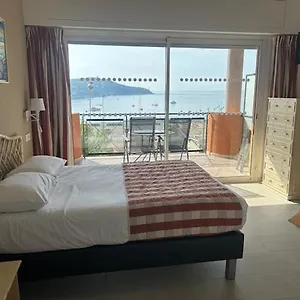 La Flore Hotel
